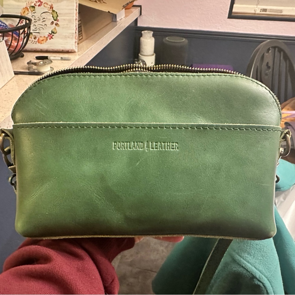 Portland Leather Green Crossbody Bag